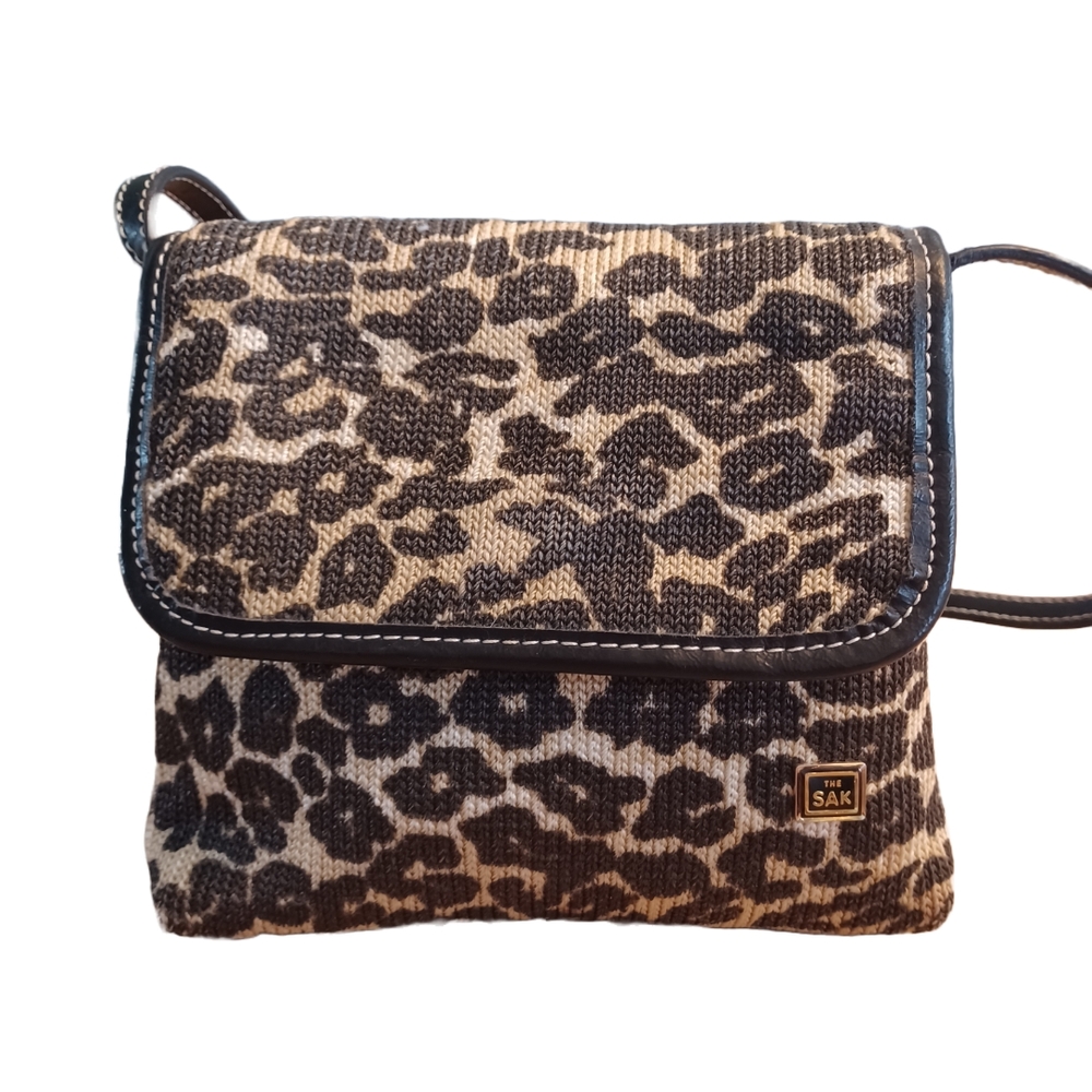 THE SAK LEOPARD PRINT CROSSBODY BAG
